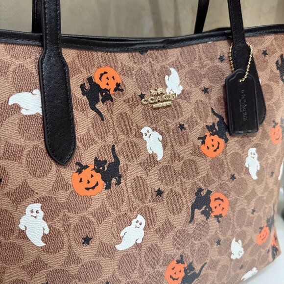 Coach City Tote In Signature Canvas With Halloween Print - Picture 4 of 5